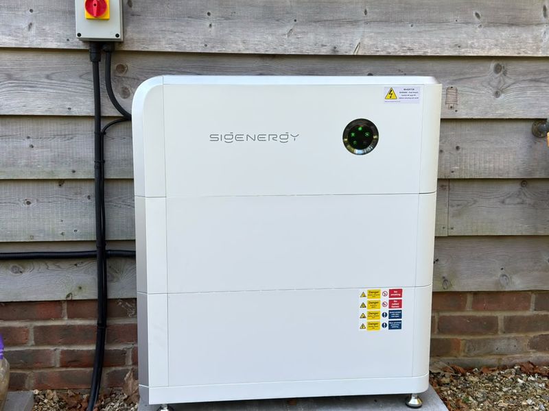 SigEnergy home battery installed by Solent Solar